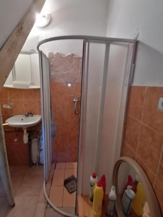 Malomtavi Vendeghaz Apartment ตาปอลซา ภายนอก รูปภาพ