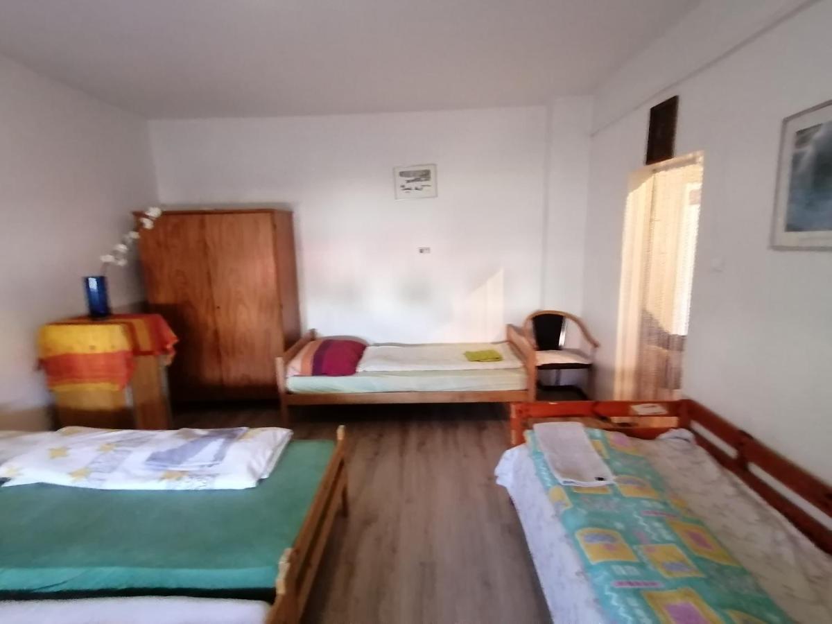 Malomtavi Vendeghaz Apartment ตาปอลซา ภายนอก รูปภาพ