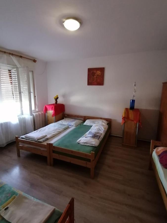 Malomtavi Vendeghaz Apartment ตาปอลซา ภายนอก รูปภาพ