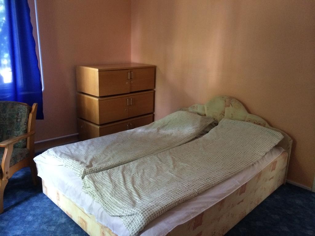 Malomtavi Vendeghaz Apartment ตาปอลซา ห้อง รูปภาพ