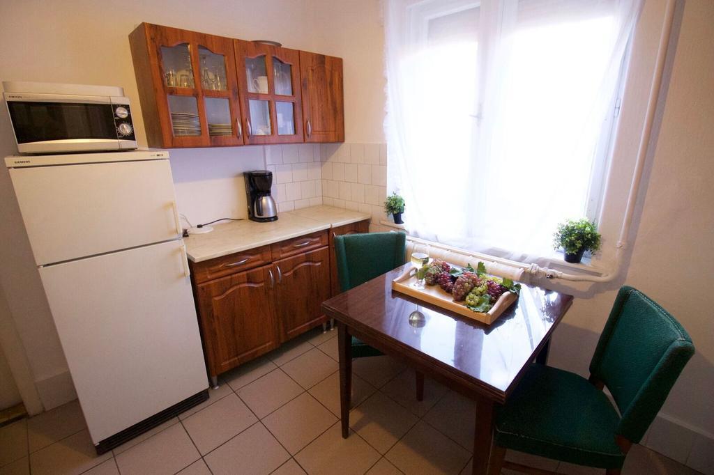 Malomtavi Vendeghaz Apartment ตาปอลซา ภายนอก รูปภาพ